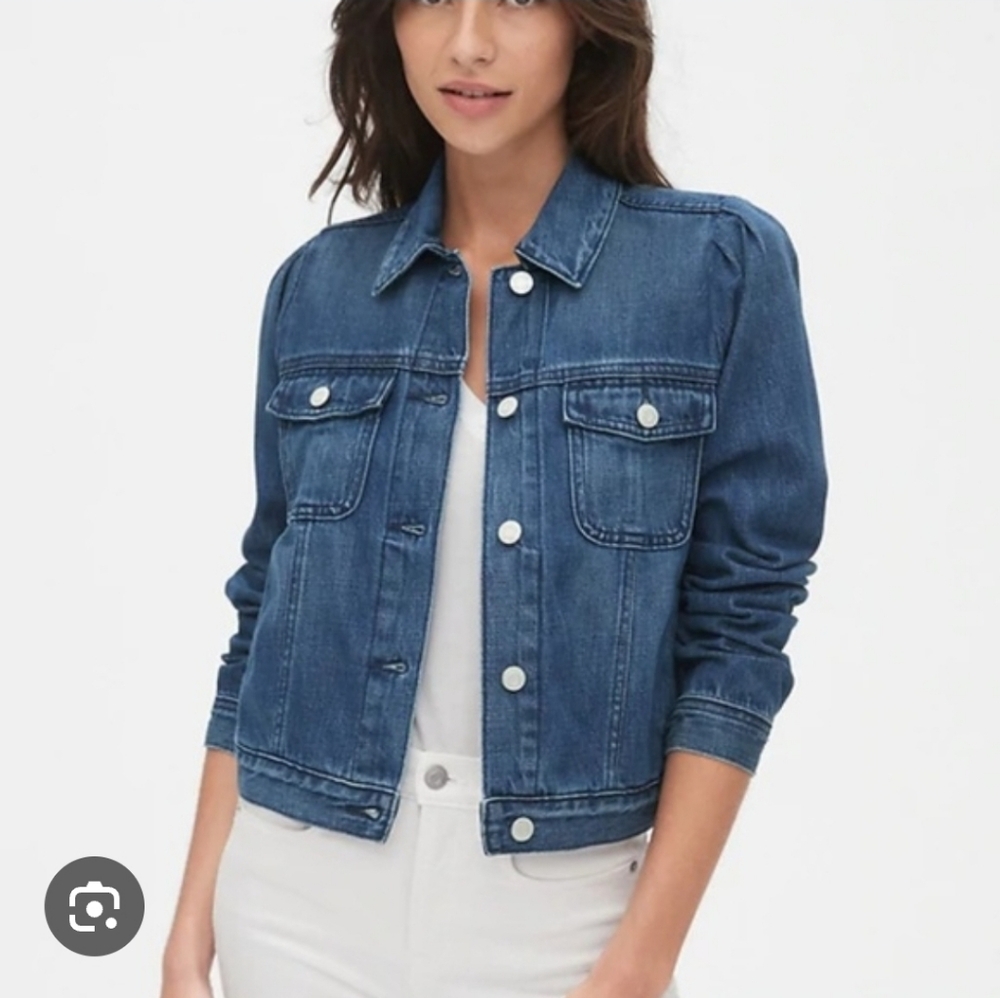 GAP Women's Classic Indigo Jean Jacket, Petite Medium, Puff Sleeve
